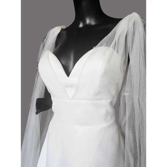 NWOT Ivory Plunge V-Neck Tulle Arm Detail Wedding Gown - Amy & Eve - Picture 3 of 12